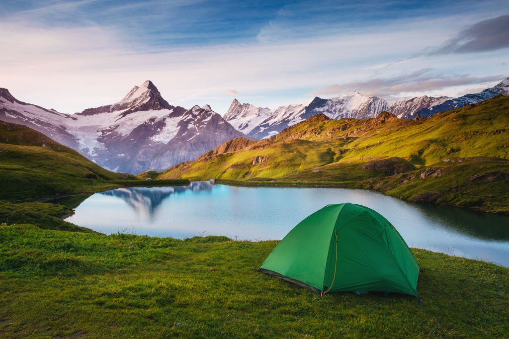 8 Essential Tips for Mountain Camping Success